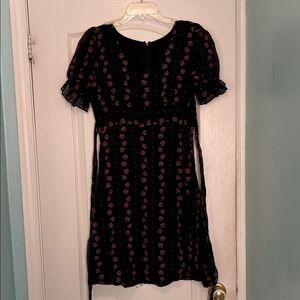 Bomb-ass 70’s Vintage goth prairie dress Black with red roses